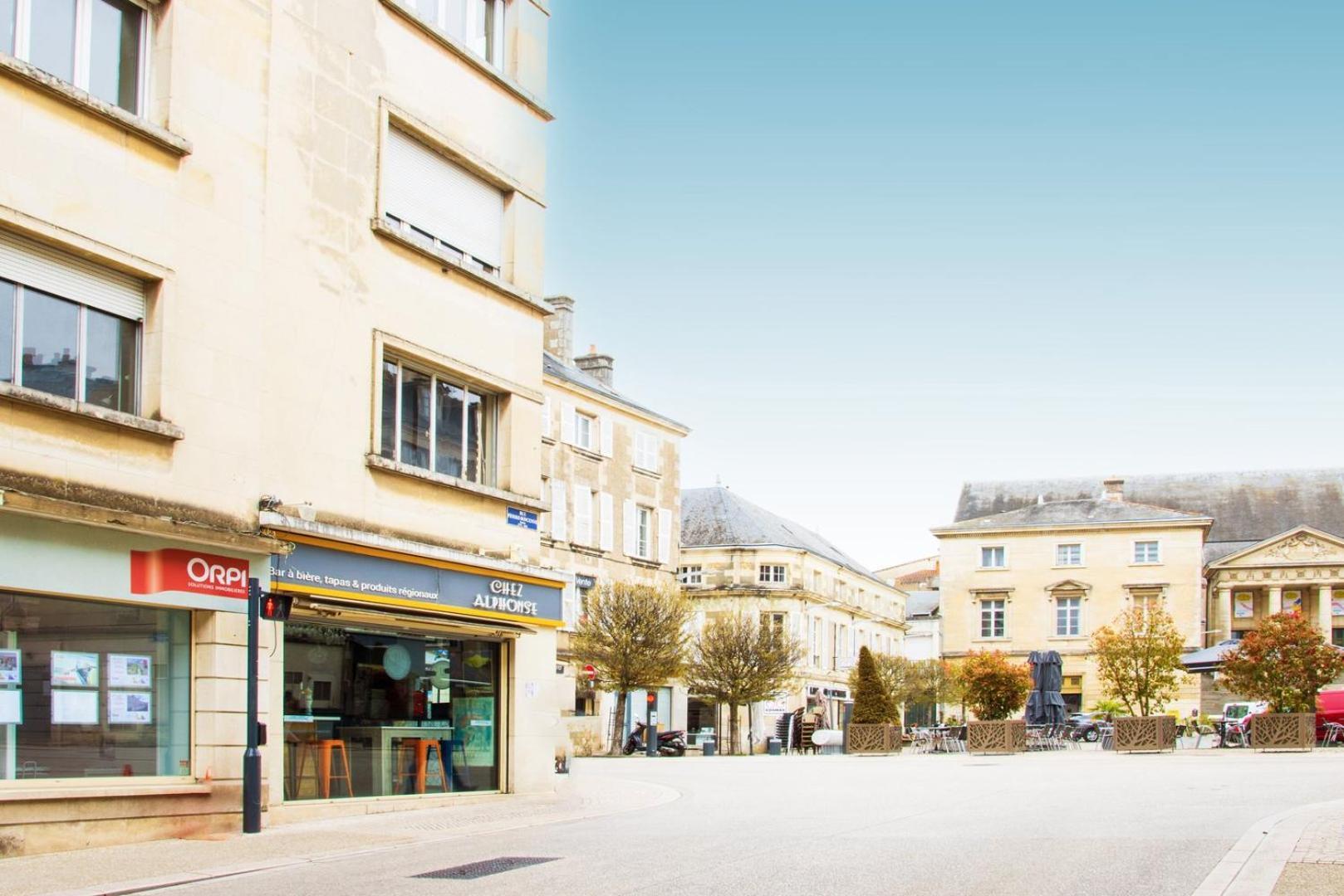 Le Boncenne - Large Bright T4 Downtown Apartment Poitiers Luaran gambar